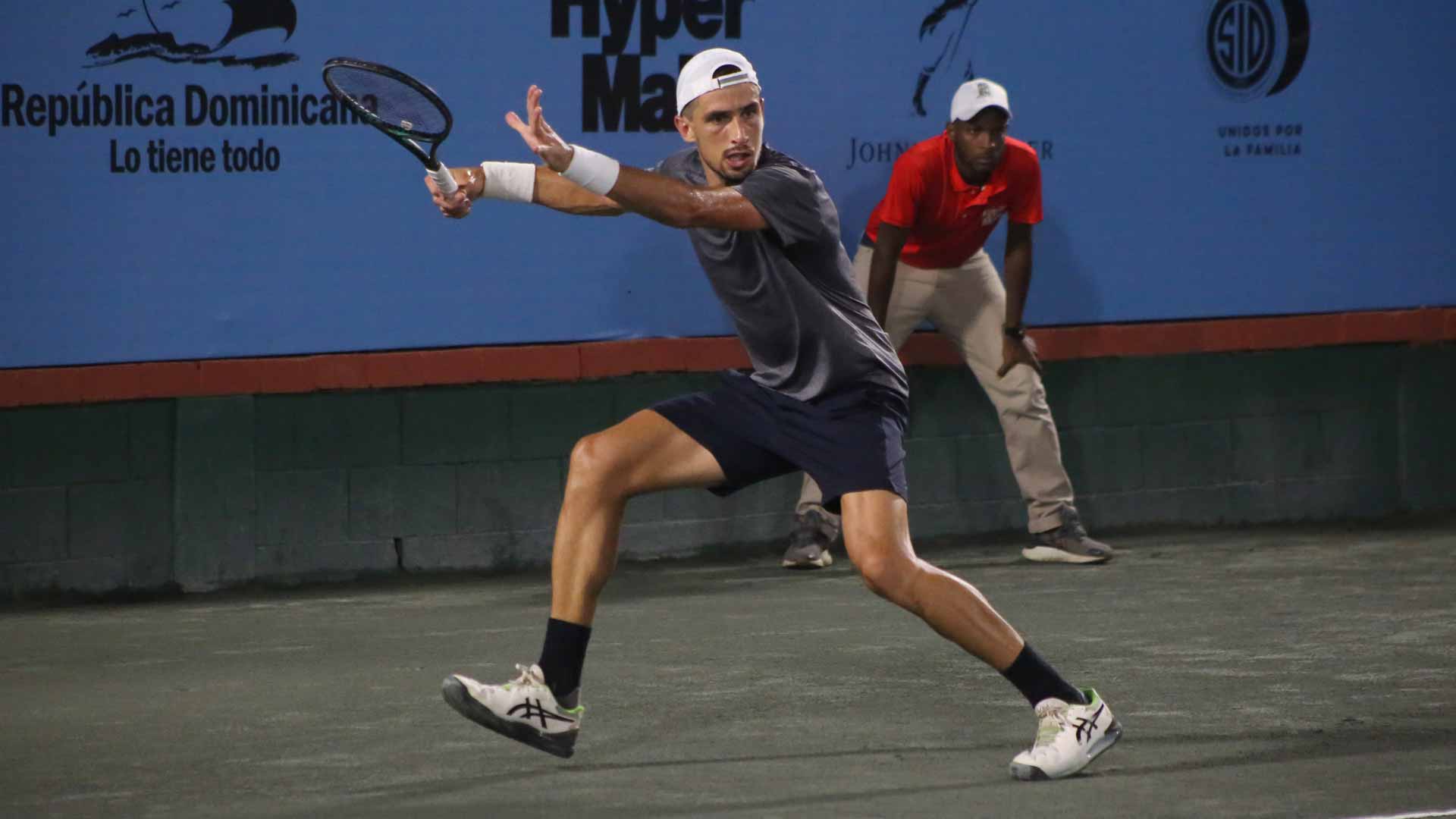 <a href='https://edx.atptour.com/en/players/pedro-cachin/cg04/overview'>Pedro Cachin</a> in action Sunday in the Santo Domingo Challenger final.