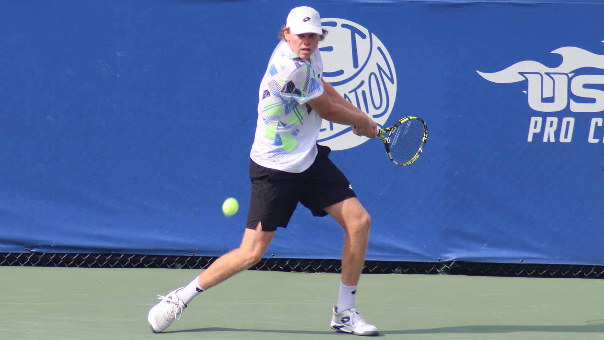 <a href='https://edx.atptour.com/en/players/alex-michelsen/m0qi/overview'>Alex Michelsen</a> in action Tuesday at the Atlantic Tire Championships.