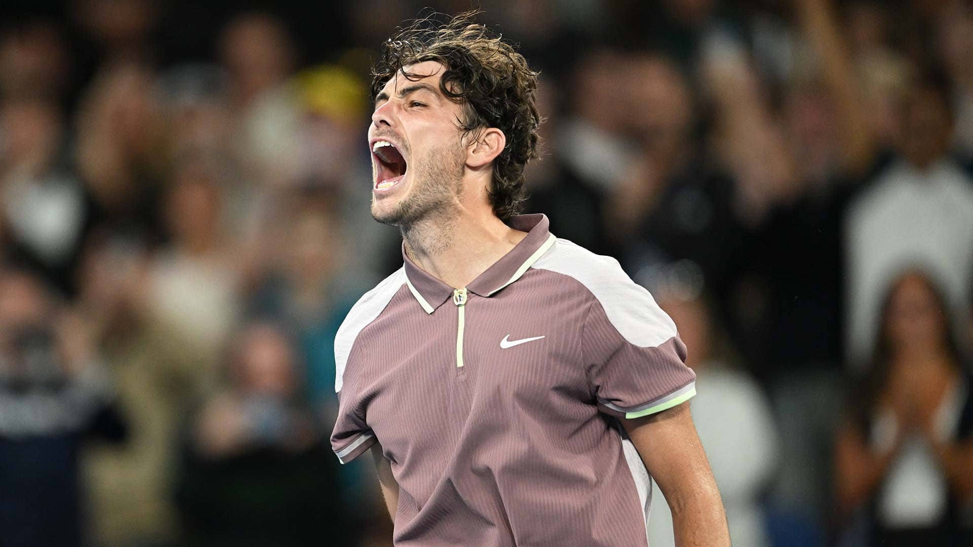 Taylor Fritz venció a Tsitispas en octavos de Australia.